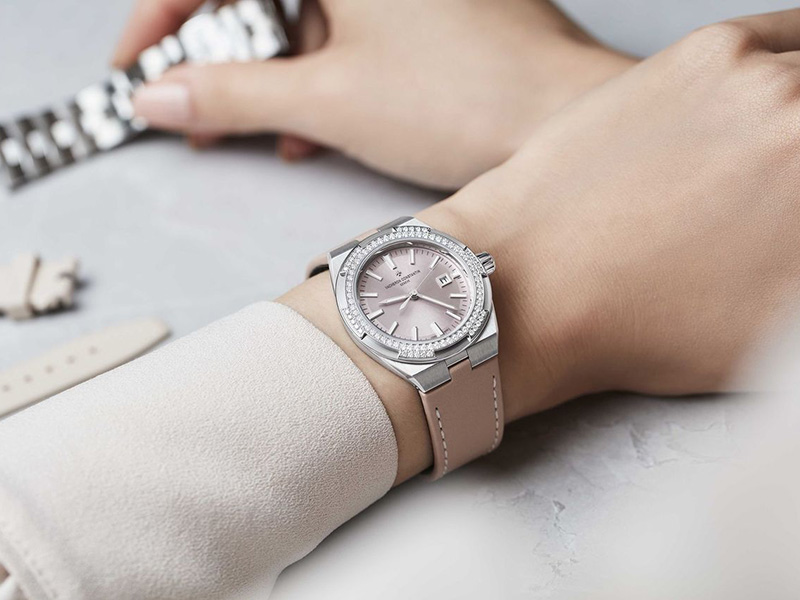 ساعات أسطورية من دار ڤاشرون كونستنتان في معرض watches and wonders 2023
